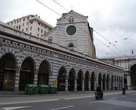 Sotto Il Duomo * Genova